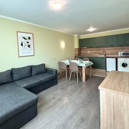 Evi 2 * פומורי