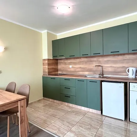 Evi 2 Apartment *